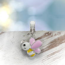 Load image into Gallery viewer, Srebrni privezak pčelica, privezak od srebra, privezak bez cirkona, privezak za decu